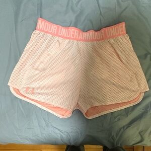 UNDER ARMOUR SHORTS